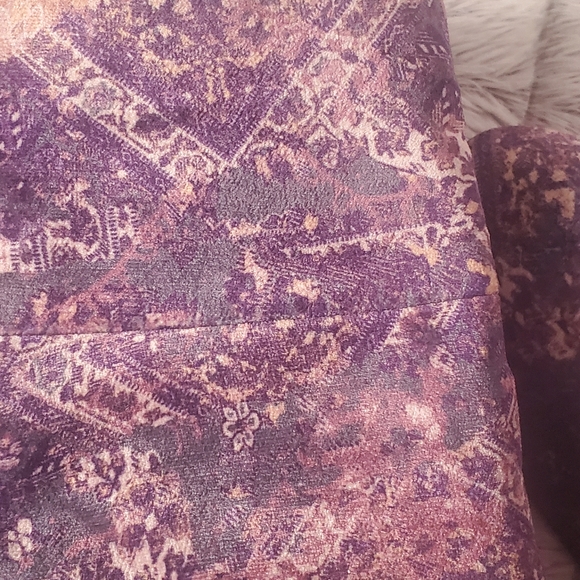 BCBGeneration Retro 70's Glam GoGo Purple Velvet Asian Print Ankle Boots 8.5 - Picture 5 of 6